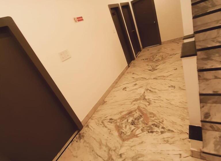 فندق Nisha Nest, Bhopal