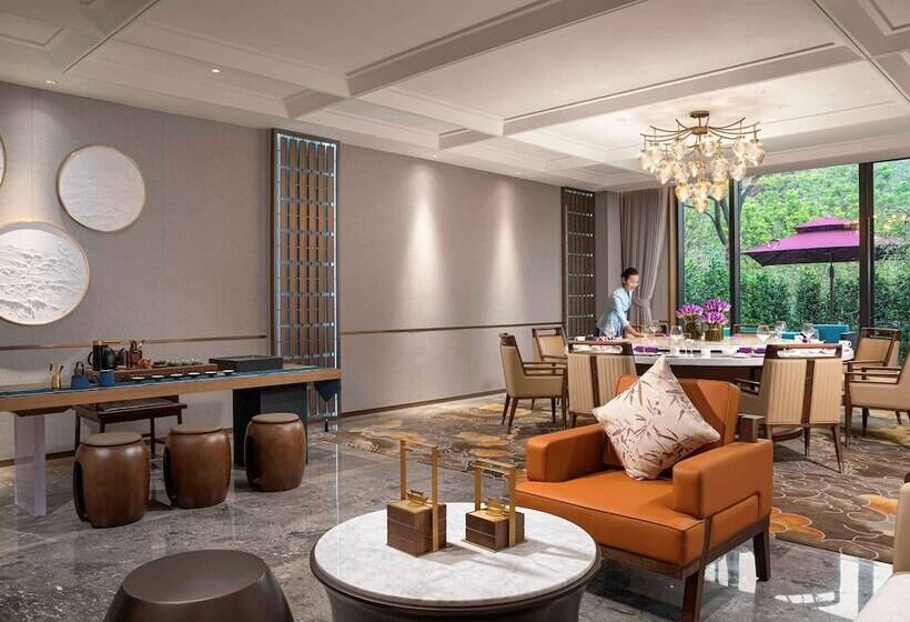 هتل Pullman Yuxi Falcon