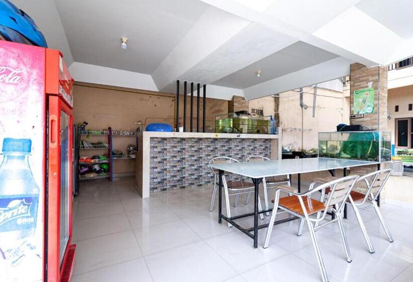 호텔 Reddoorz @ Jalan Sidomuncul 2 Jambi