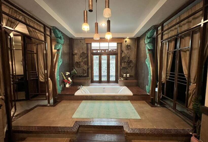 Khgema Nuanjun Pool Villa Gallery Resort