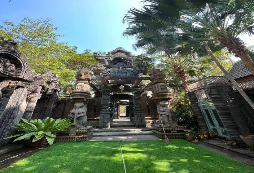 Khgema Nuanjun Pool Villa Gallery Resort