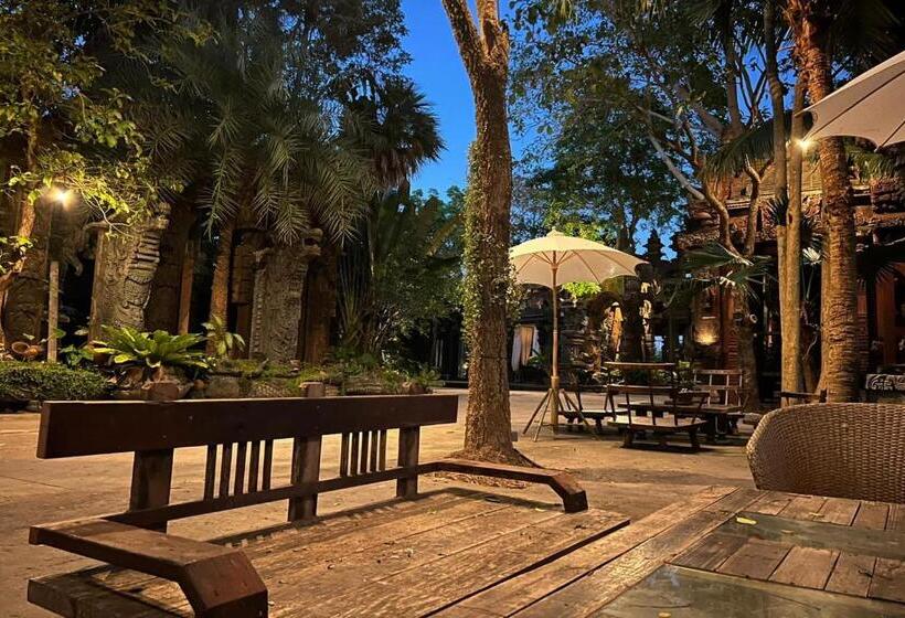 Khgema Nuanjun Pool Villa Gallery Resort