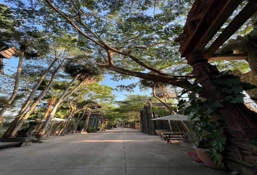 Khgema Nuanjun Pool Villa Gallery Resort