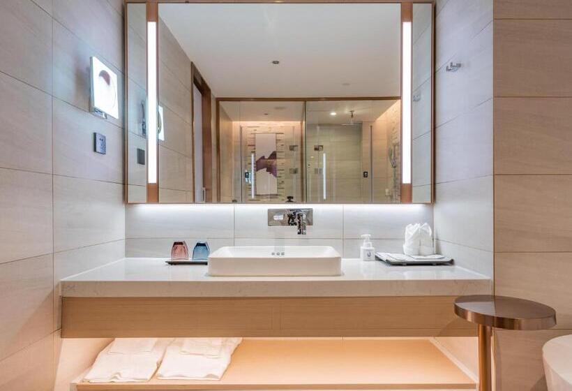 Lavande Hotel Qihe Economic Development Zone