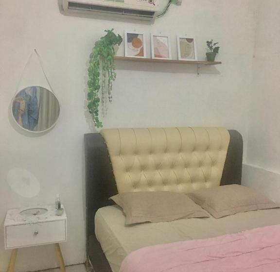 Lorent Hostel