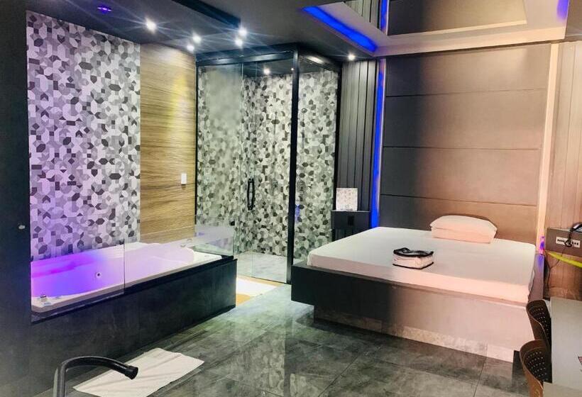 Motel Copacabana Café 1