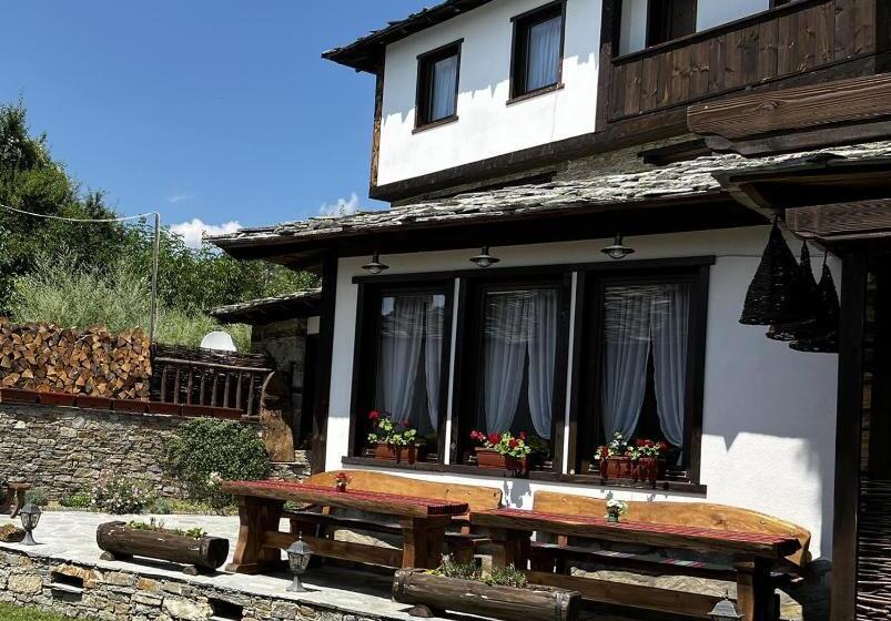 Pensió кондеви къщи