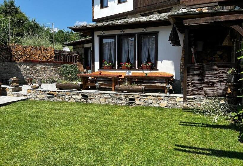 Pensió кондеви къщи