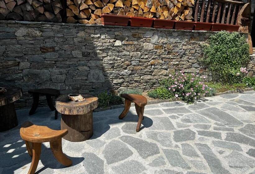 Pensió кондеви къщи