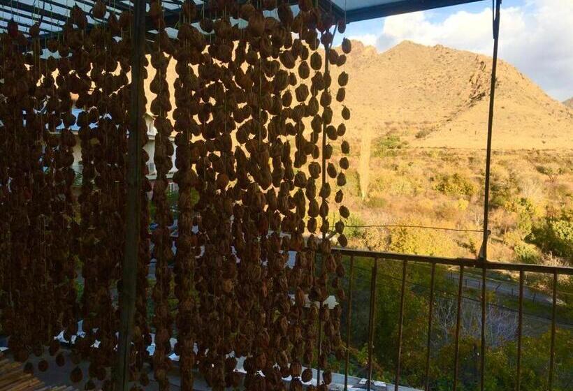 بنسيون Poqr Tagh