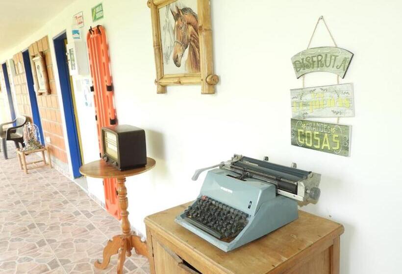 پانسیون La Rivera Hosteria Campestre