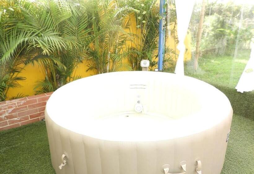 פנסיון La Rivera Hosteria Campestre