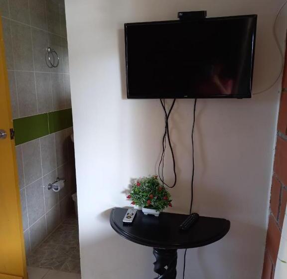 פנסיון La Rivera Hosteria Campestre