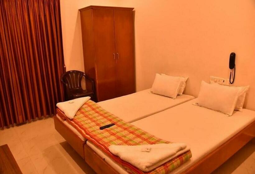 بنسيون Le Pondy Paradise