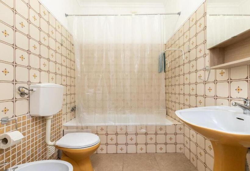 پانسیون Porta Nova Guesthouse By R Tex