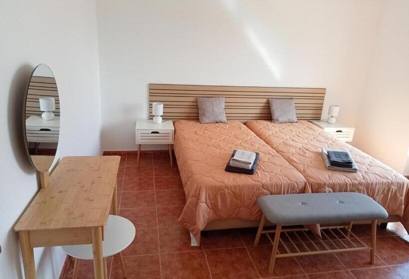 بنسيون Porta Nova Guesthouse By R Tex