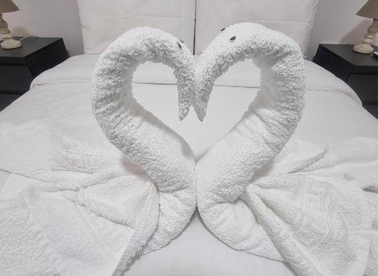 Пансион Potamos Private Suites