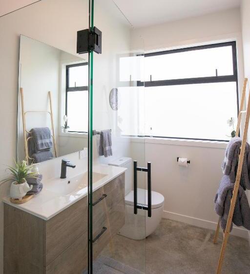 פנסיון Views Over Tasman, New Luxury Boutique Studio Overlooking The Tasman Sea