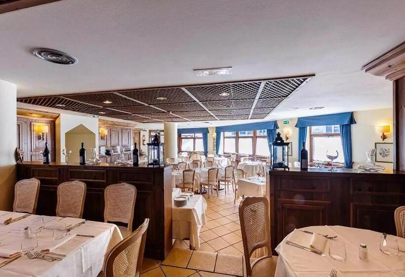 Room In Hotel Alaska