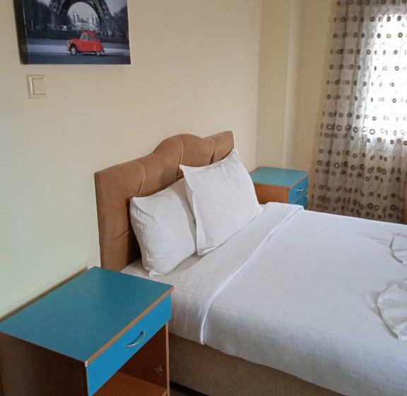 Zeybek Otel Seferihisar