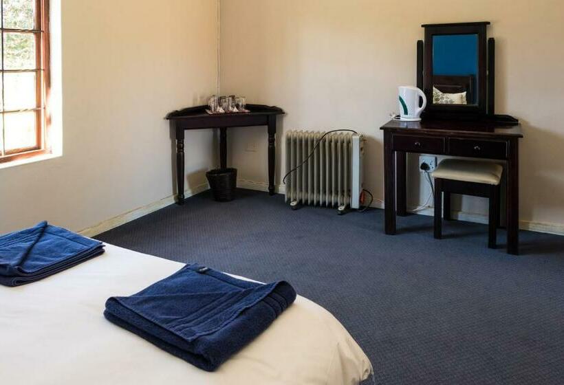 ユースホステル Poacher