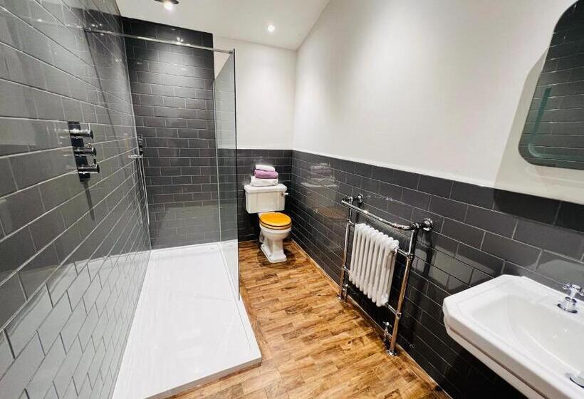 مبيت وإفطار Lavender Retreat