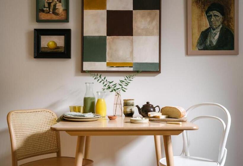 צימר The Dundonald Guesthouse & Cottage