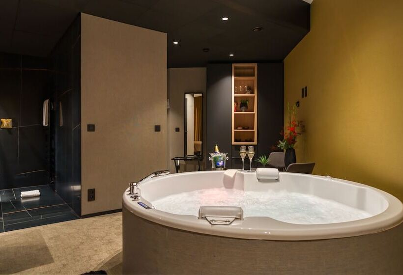 ホテル Aux Etangs   Hôtel