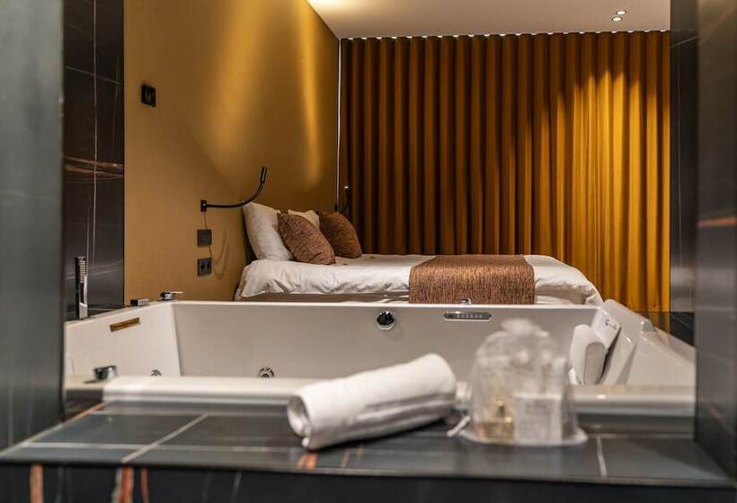 ホテル Aux Etangs   Hôtel