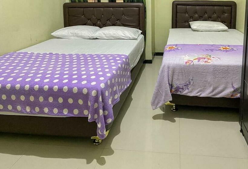 호텔 Baitussafar Ummi 1 Syariah