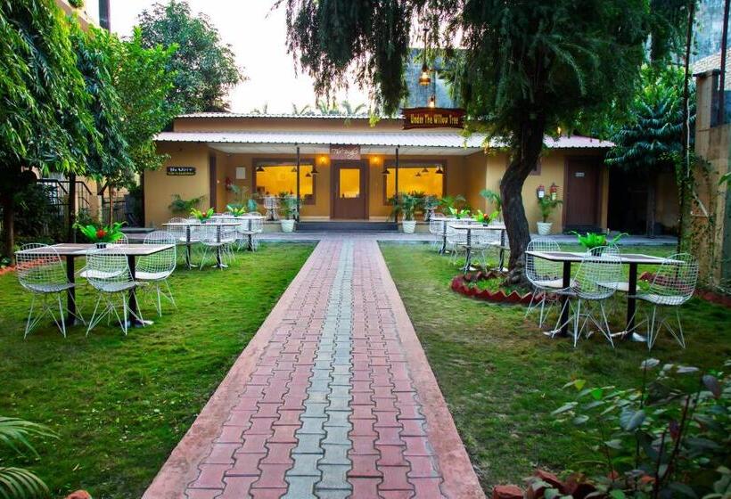 فندق Clarks Inn Dudhwa