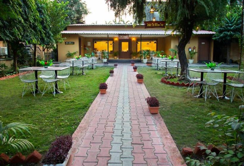 فندق Clarks Inn Dudhwa