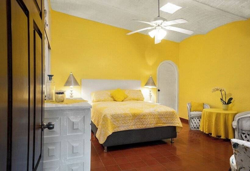 בית מלון כפרי Garden Of Dreams Boutique