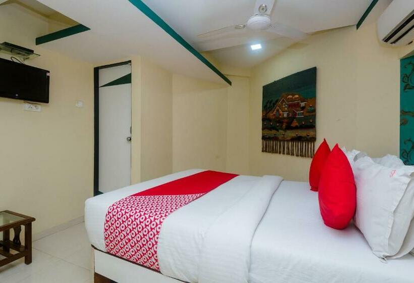 호텔 Grand Corp Inn, Near Nesco Goregaon Bombay Exhibition Center