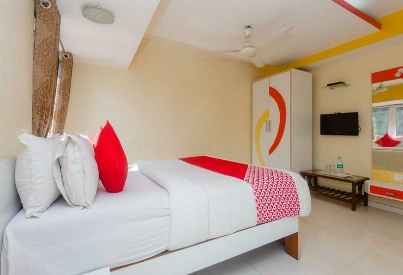 호텔 Grand Corp Inn, Near Nesco Goregaon Bombay Exhibition Center