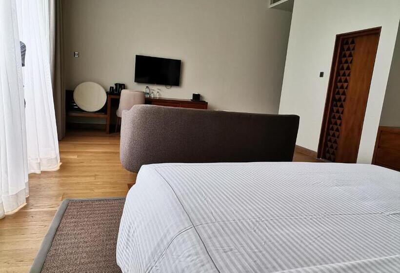 Отель Grand Silver Ray