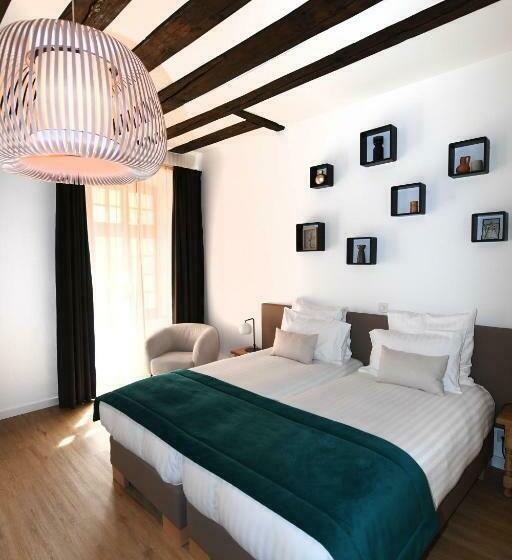 ホテル Hôtel De Ville D Ollon