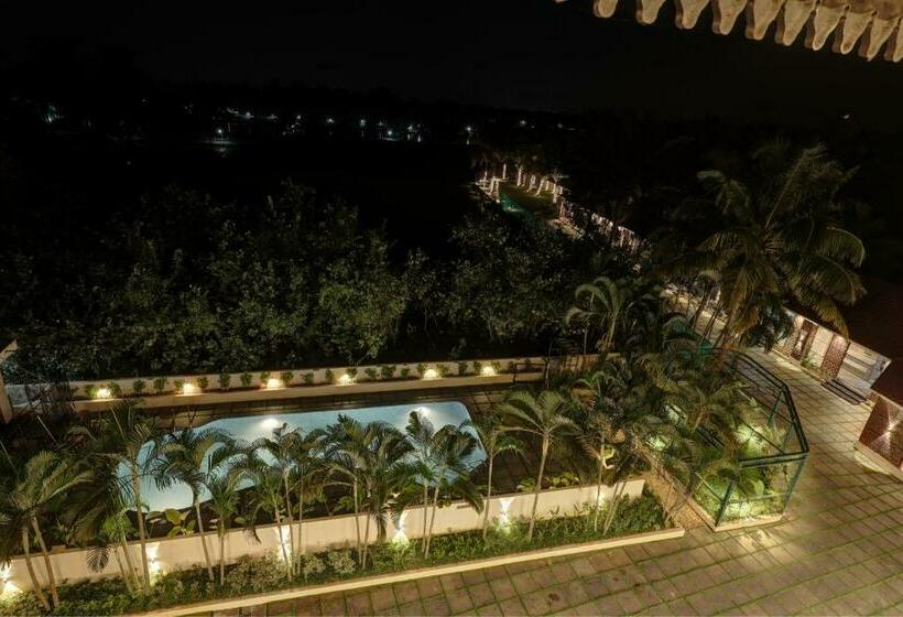 فندق Kumarakom Park Resort