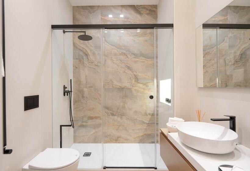 فندق La Banchina Luxury Suites