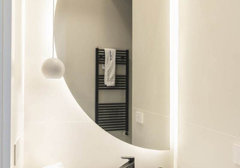 فندق La Banchina Luxury Suites