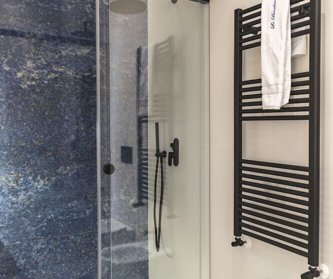 فندق La Banchina Luxury Suites