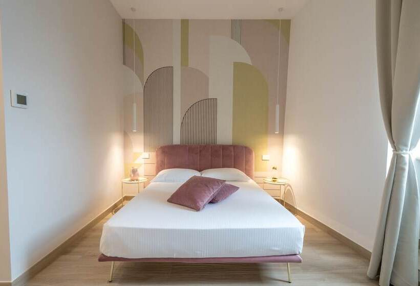 فندق La Banchina Luxury Suites