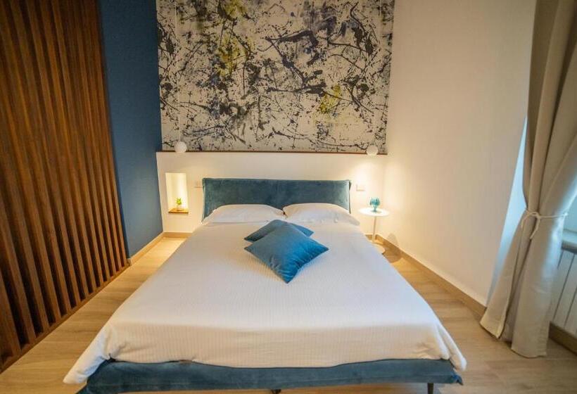 فندق La Banchina Luxury Suites