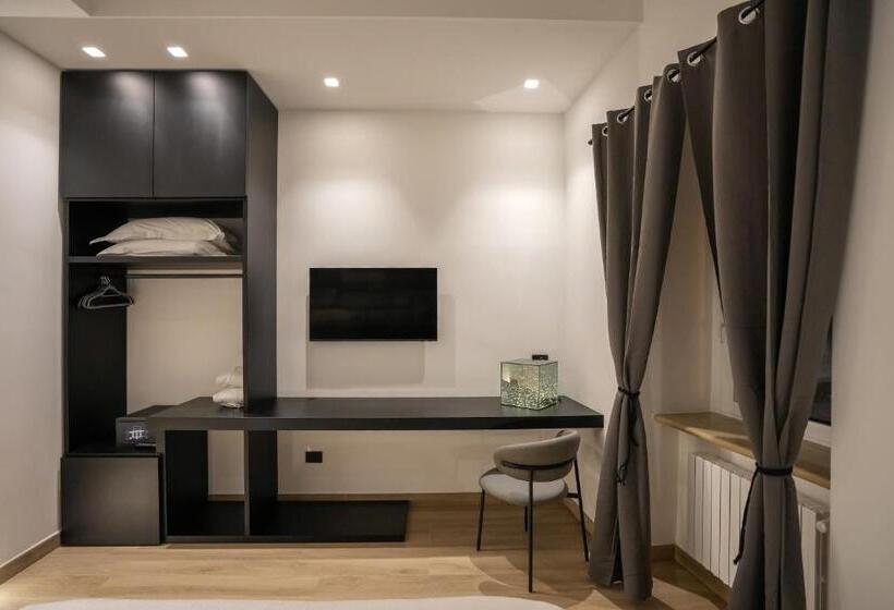 فندق La Banchina Luxury Suites