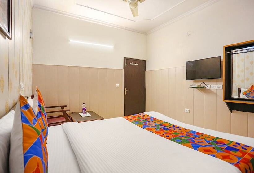 בית מלון כפרי Fabexpress Limewood