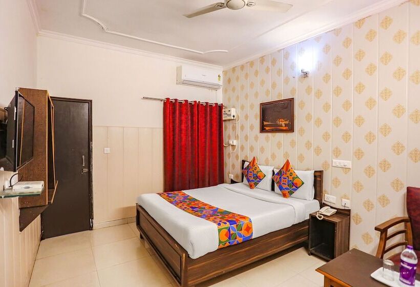 בית מלון כפרי Fabexpress Limewood