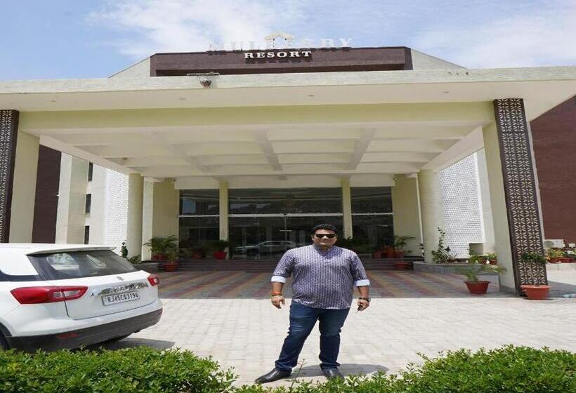 Отель Bamboo Saa Mulberry Resort Pushkar