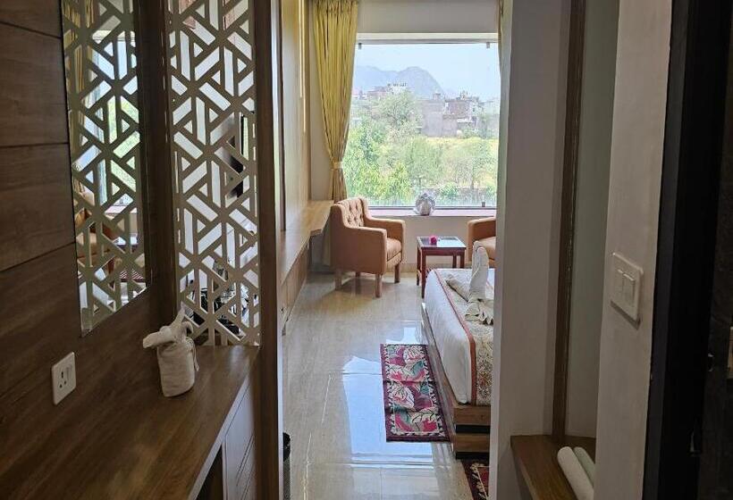 Отель Bamboo Saa Mulberry Resort Pushkar