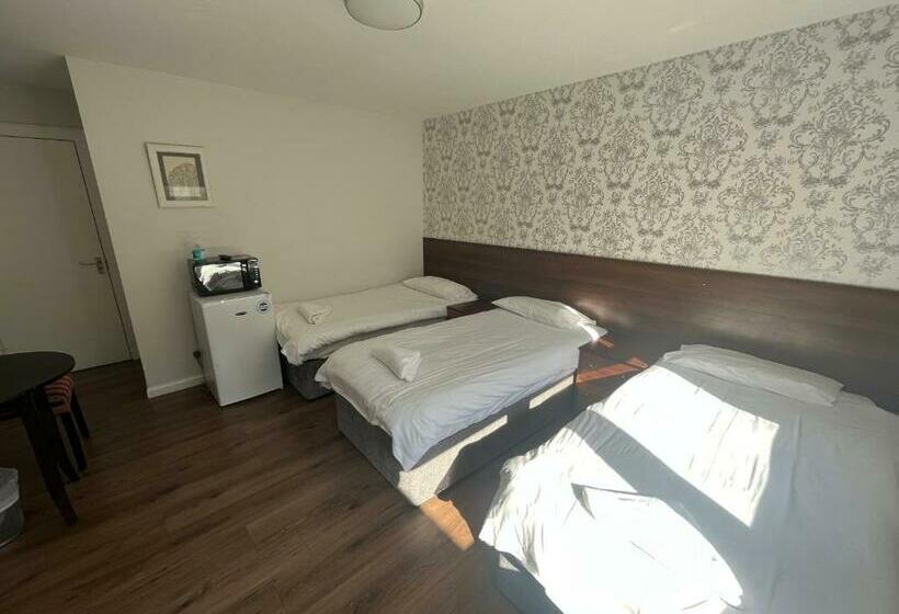 בית מלון כפרי Park View Rooms