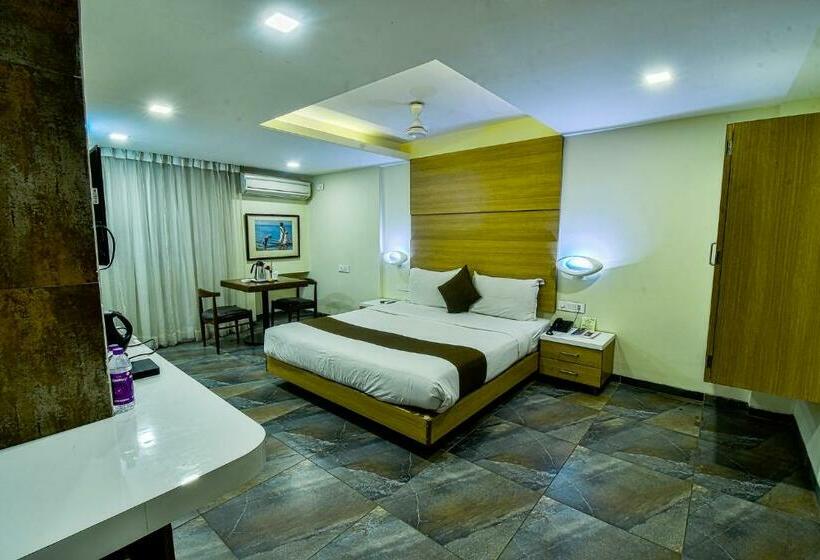 호텔 Pearl Kolhapur1